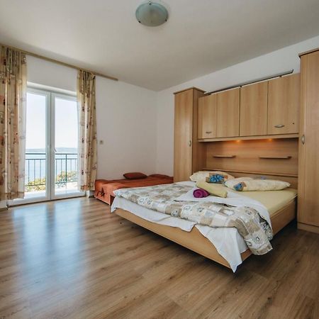 Apartments Mateo Брела Екстериор снимка