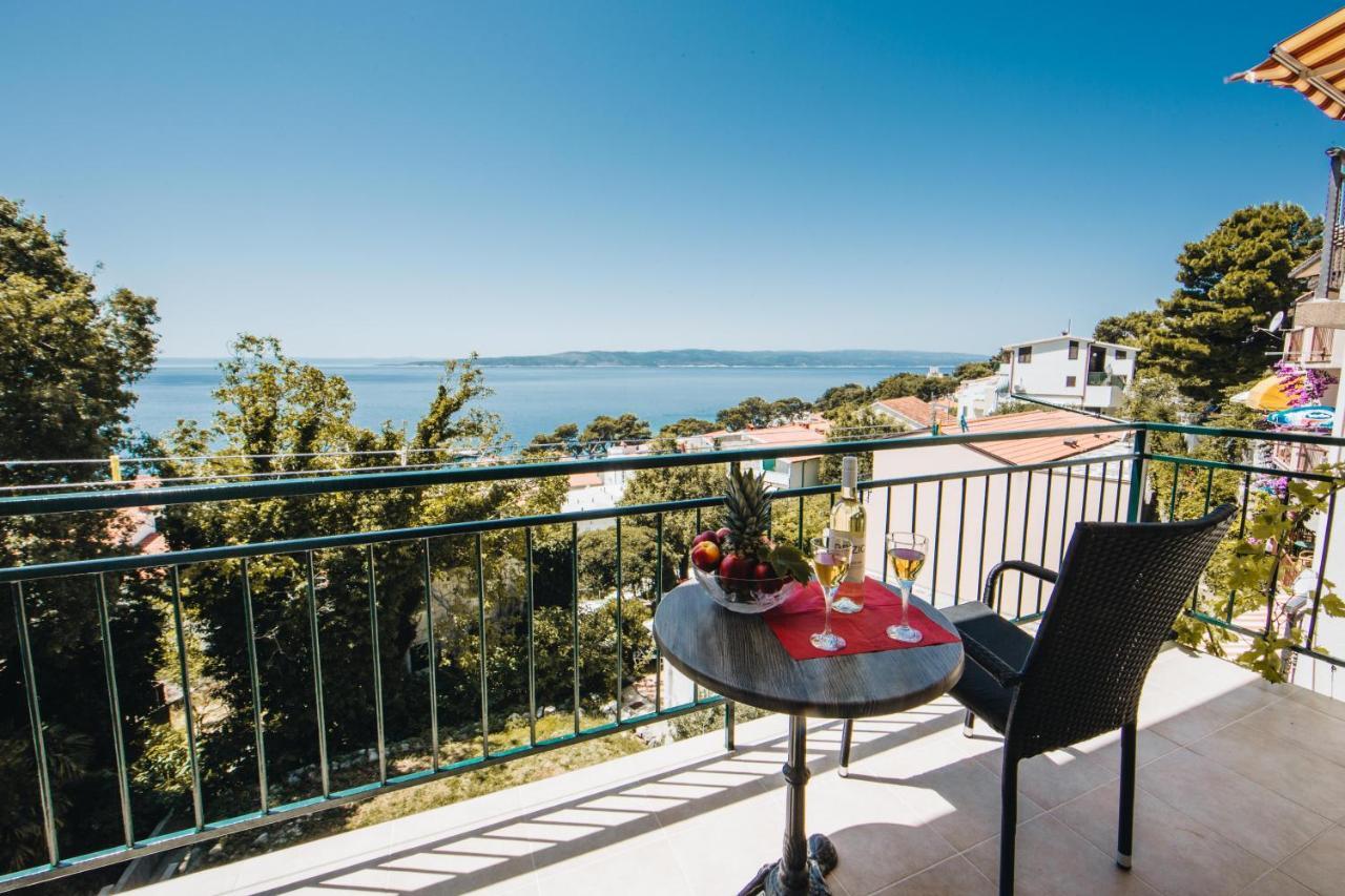 Apartments Mateo Брела Екстериор снимка